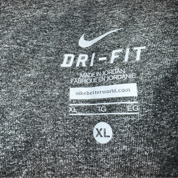 Heathered Gray Nike Dri-Fit Leggings. - Picture 3 of 3